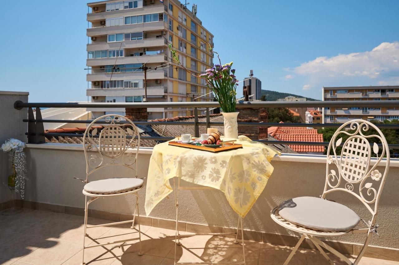 Modern & Spacious Rooftop Apartment With Natual Sunlight Σπλιτ Εξωτερικό φωτογραφία